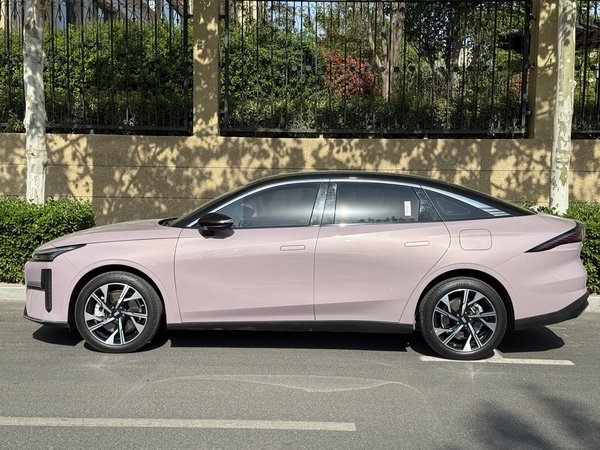 Geely Galaxy L6 2024, 10100 км, за 88900 CNY