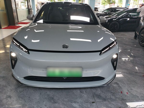 Модель Nio ET5 2022 мощностью 75 кВт*ч, 2021 года