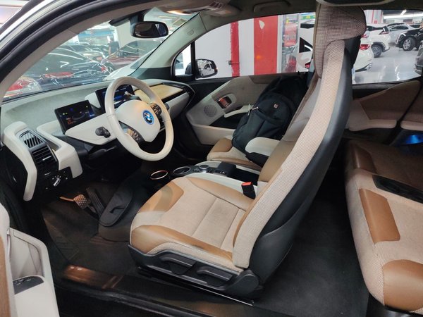BMW i3 2019, 79800 км, за 71000 CNY - фото 19