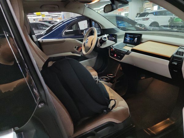 BMW i3 2019, 79800 км, за 71000 CNY - фото 24