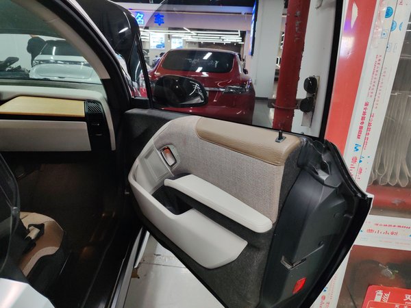 BMW i3 2019, 79800 км, за 71000 CNY - фото 25