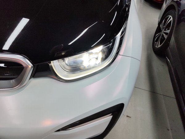 BMW i3 2019, 79800 км, за 71000 CNY - фото 10
