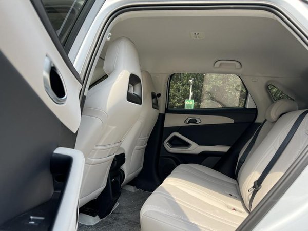 BYD Yuan UP 2024, 440000 км, за 65800 CNY - фото 17