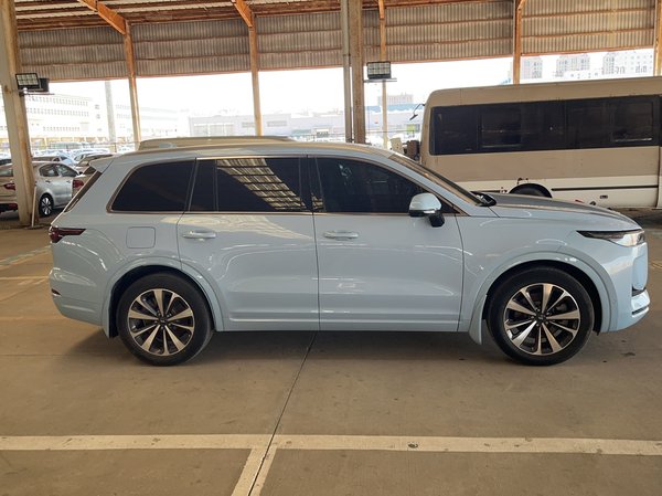 Li Auto One 2019, 78900 км, за 133000 CNY