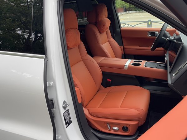 Li Auto L6 2024, 10900 км, за 215100 CNY - фото 24