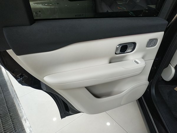 Leapmotor C16 2024, 950000 км, за 140600 CNY - фото 28