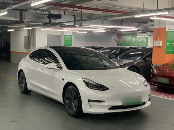 Tesla Model 3 2020, 34300 км, за 139600 CNY