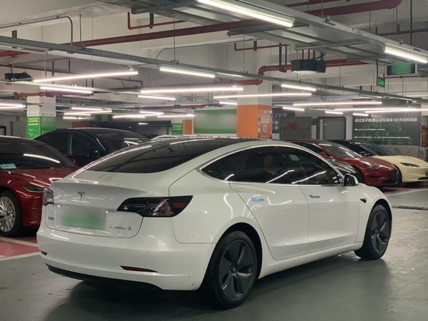 Tesla Model 3 2020, 34300 км, за 139600 CNY - фото 7