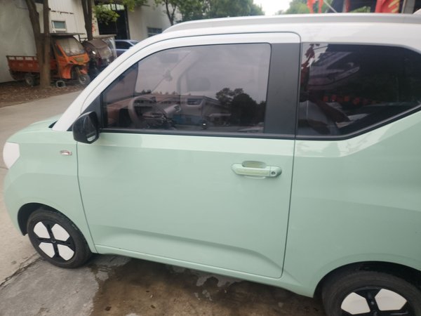 Wuling Hongguang MINIEV 2023, 18100 км, за 30700 CNY