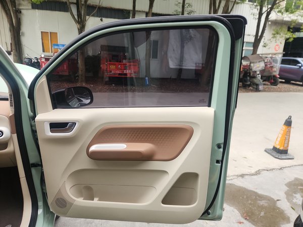 Wuling Hongguang MINIEV 2023, 18100 км, за 30700 CNY - фото 15