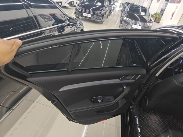 Volkswagen Magotan GTE Plug-in Hybrid 2021, 610000 км, за 137500 CNY - фото 28