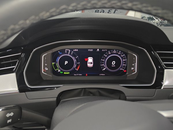 Volkswagen Magotan GTE Plug-in Hybrid 2021, 610000 км, за 137500 CNY - фото 16