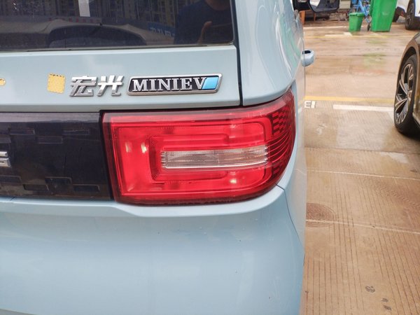 Wuling Hongguang MINIEV 2020, 35200 км, за 14400 CNY - фото 8