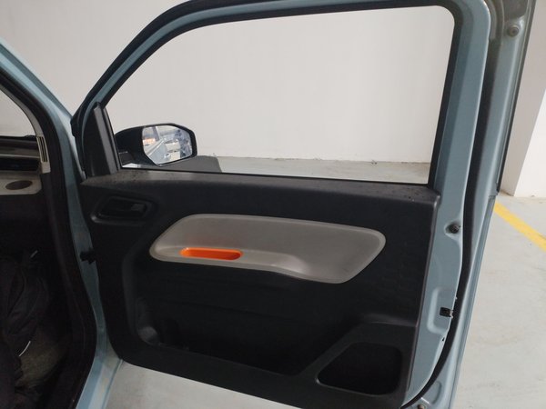 Wuling Hongguang MINIEV 2020, 35200 км, за 14400 CNY - фото 25