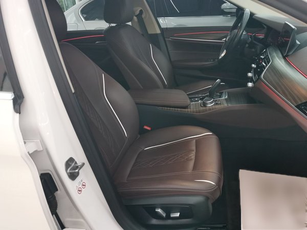 BMW 5 серии 2020, 82700 км, за 166800 CNY - фото 24