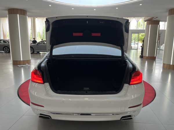 BMW 5 серии 2020, 82700 км, за 166800 CNY - фото 23