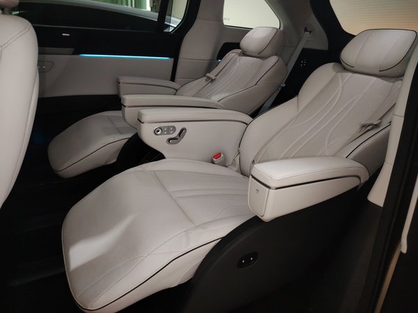 XPeng X9 2024, 46600 км, за 251700 CNY - фото 21