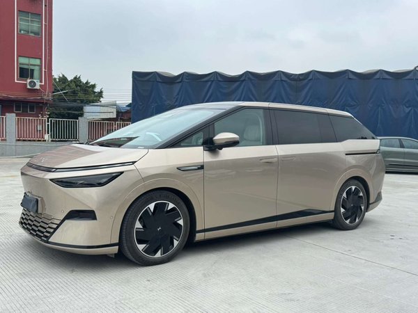 Xiaopeng X9 2024 model 702 обеспечивает сверхдлинное время автономной работы, макс.