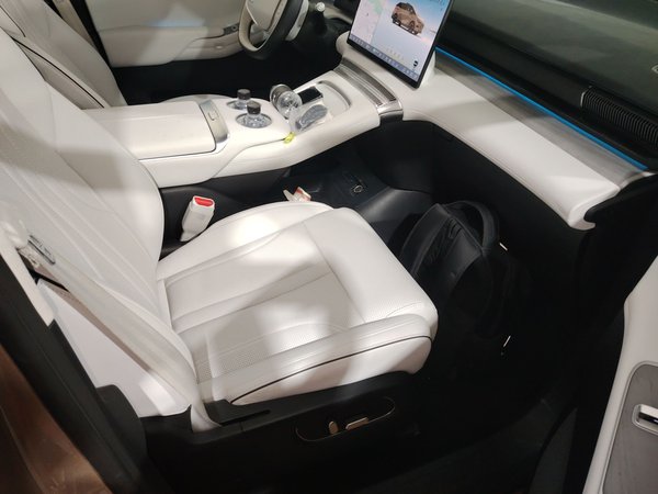 XPeng X9 2024, 46600 км, за 251700 CNY - фото 24