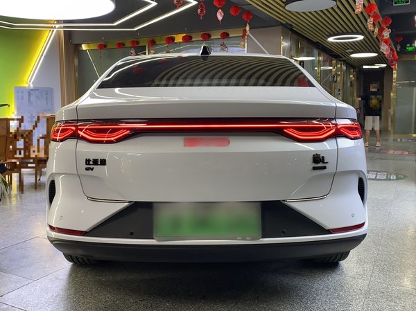 BYD Qin 2025, 250000 км, за 114600 CNY - фото 6