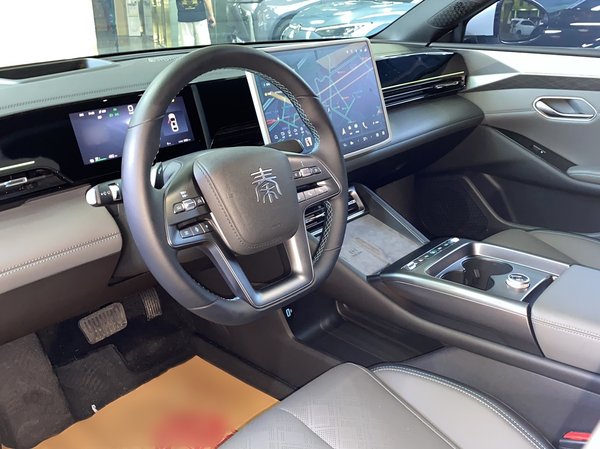 BYD Qin 2025, 250000 км, за 114600 CNY - фото 10