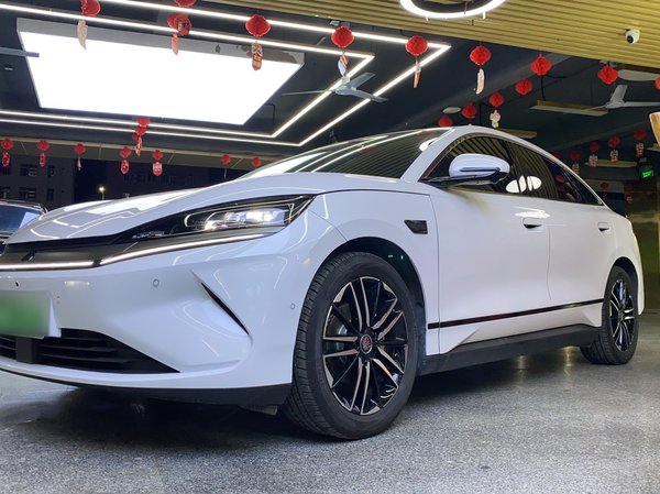 BYD Qin 2025, 250000 км, за 114600 CNY - фото 7