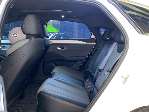 BYD Qin 2025, 250000 км, за 114600 CNY - фото 9