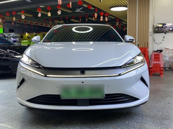 BYD Qin L 2025 EV 545 км Отличный тип, 2025 года