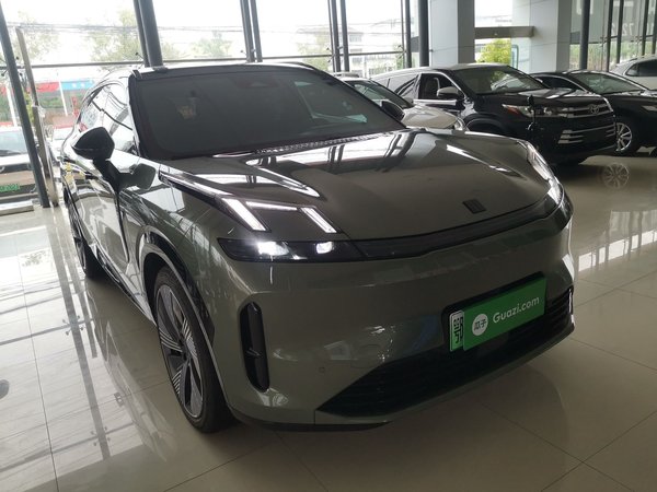 Lynk & Co 08 EP-M, 12900 км, за 150800 CNY