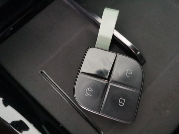 Lynk & Co 08 EP-M, 12900 км, за 150800 CNY - фото 13