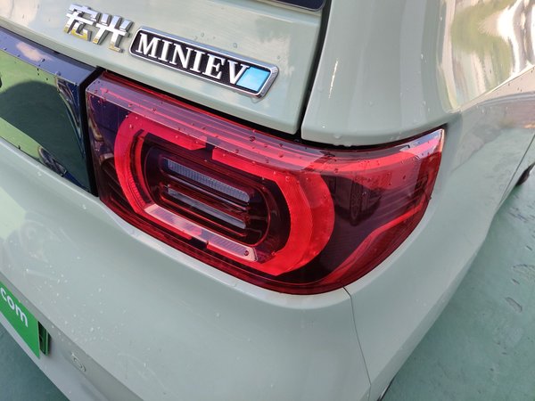Wuling Hongguang MINIEV 2021, 29200 км, за 18800 CNY - фото 8