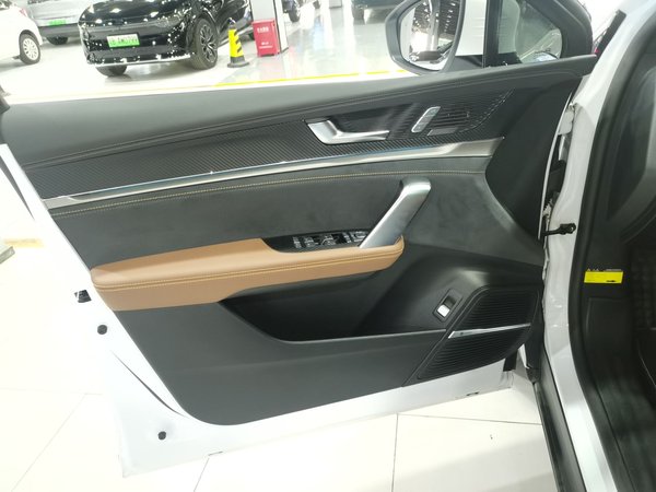 BYD Tang 2021, 107500 км, за 85200 CNY - фото 27