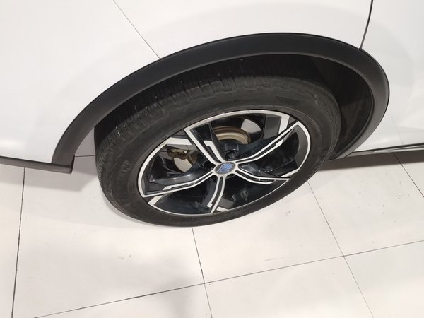 BYD Tang 2021, 107500 км, за 85200 CNY - фото 11