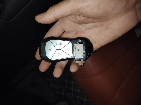 XPeng P7 2023, 55300 км, за 98700 CNY - фото 11