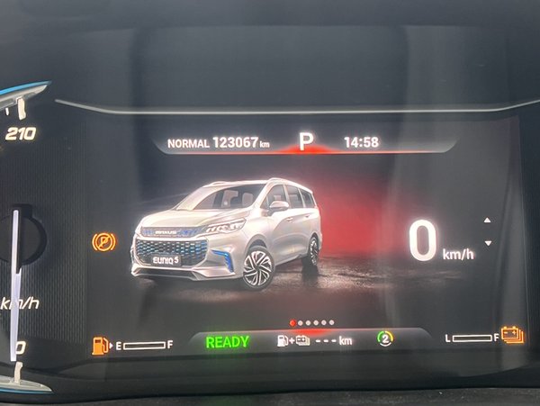 SAIC Maxus EUNIQ 5, 122900 км, за 54300 CNY - фото 20