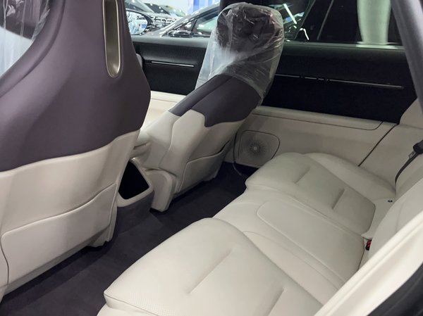 Avita 12 2023, 26500 км, за 214600 CNY - фото 12