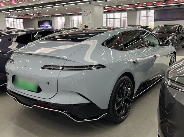 Avita 12 2023, 26500 км, за 214600 CNY