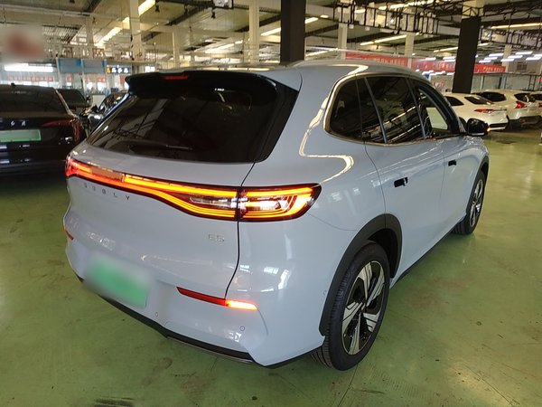 Geely Galaxy E5, 670000 км, за 109900 CNY - фото 7