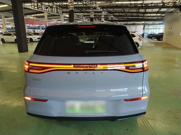 Geely Galaxy E5, 670000 км, за 109900 CNY - фото 6