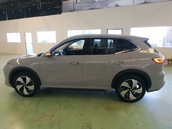 Geely Galaxy E5, 670000 км, за 109900 CNY