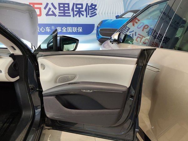 Zhiji LS7 2023, 27000 км, за 160200 CNY - фото 25