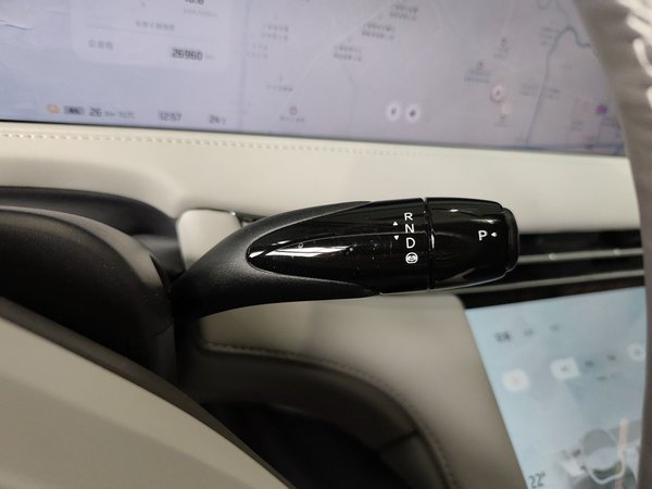 Zhiji LS7 2023, 27000 км, за 160200 CNY - фото 18