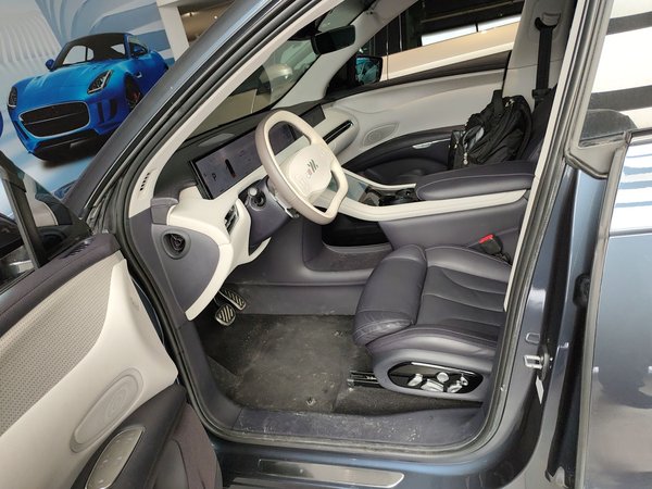 Zhiji LS7 2023, 27000 км, за 160200 CNY - фото 19