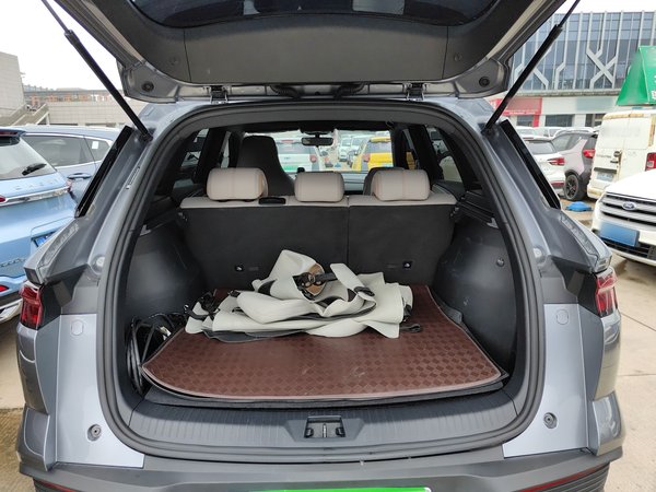 BYD Song 2024, 39800 км, за 72100 CNY - фото 19