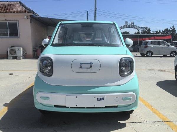 Bestune Pentium Pony 2025, 100 км, за 27800 CNY