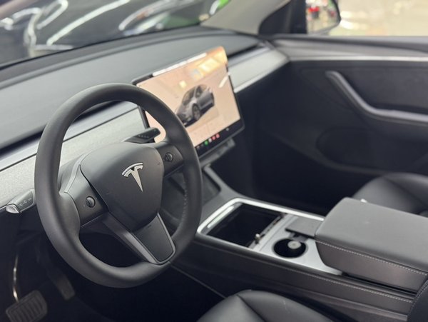 Tesla Model Y 2024, 16800 км, за 188400 CNY - фото 10