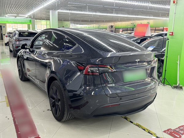 Tesla Model Y 2024, 16800 км, за 188400 CNY - фото 6