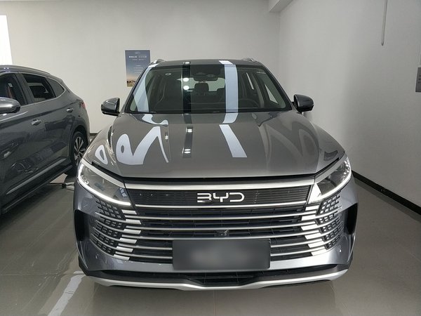 Флагманская модель BYD Sea Lion 05 DM-i 2025 DM-i 115 км, 2024 года