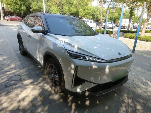 Dongfeng Fengshen L7 2024, 28400 км, за 79900 CNY