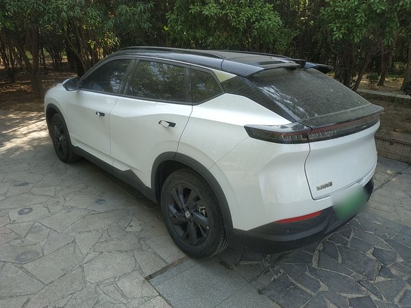 Dongfeng Fengshen L7 2024, 28400 км, за 79900 CNY